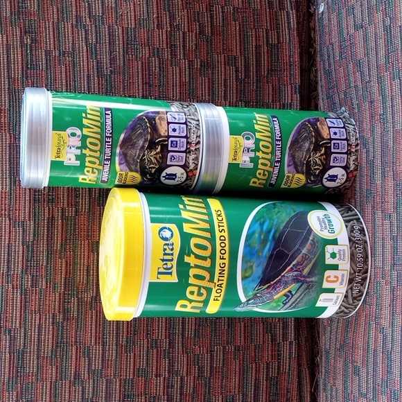 New! TETRAFAUNA ReptoMin Floating Food Sticks 4 Turtles. 1 - 10.59oz, 2 - 4.41oz - Picture 2 of 7